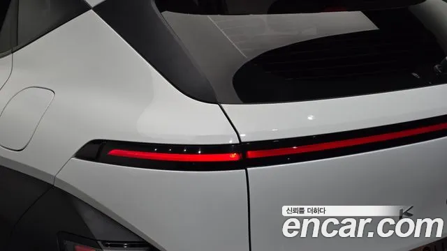 Hyundai Kona SX2 — Фото автомобиля 8