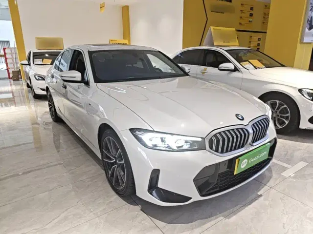 BMW 3 Series — Фото автомобиля 3