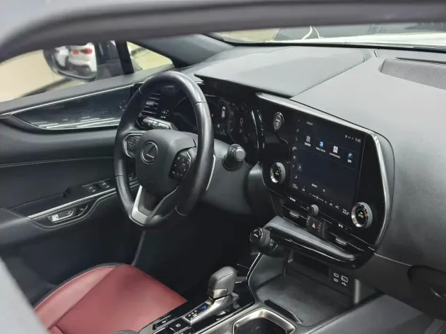 Lexus NX — Фото автомобиля 20