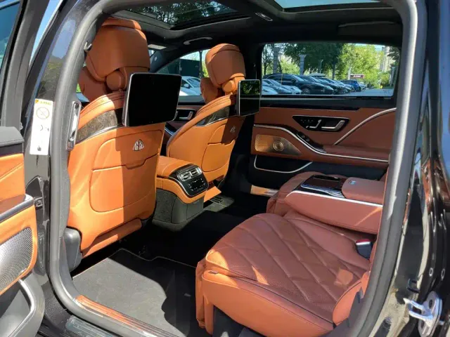 Mercedes-Benz Maybach S-Class — Фото автомобиля 13