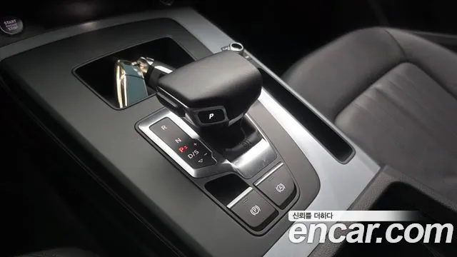 Audi Q5 FY — Фото автомобиля 9