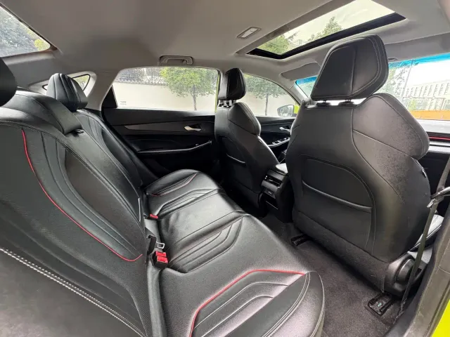 Geely Binrui — Фото автомобиля 12