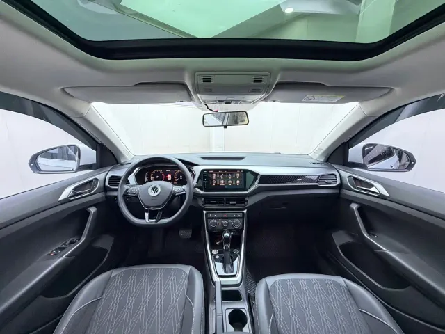 Volkswagen T-Cross — Фото автомобиля 16