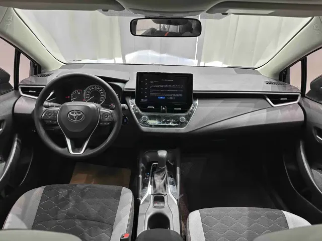 Toyota Corolla — Фото автомобиля 12