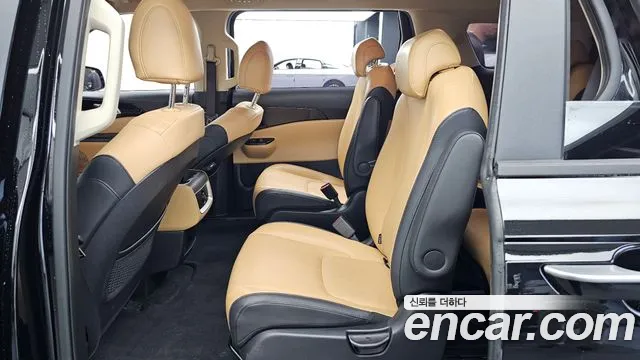 Kia Canival Carnival 4 поколение 9 мест Prestige — Фото автомобиля 25