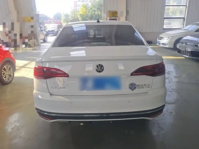 Volkswagen Bora — Фото автомобиля 5