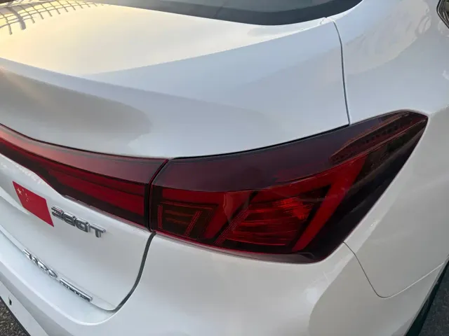 Changan Eado — Фото автомобиля 16