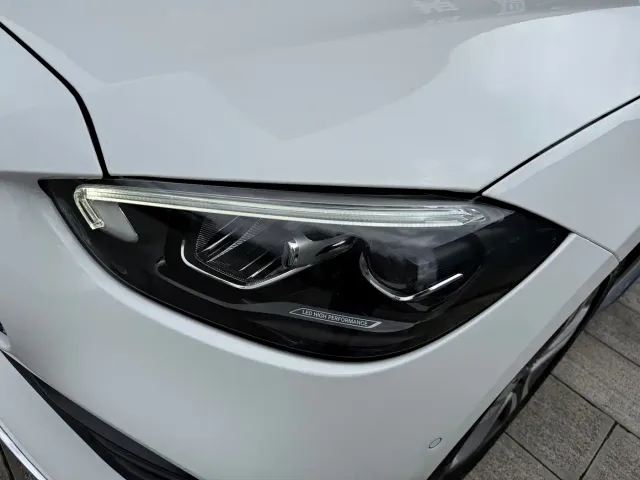 Mercedes-Benz C-Class — Фото автомобиля 12