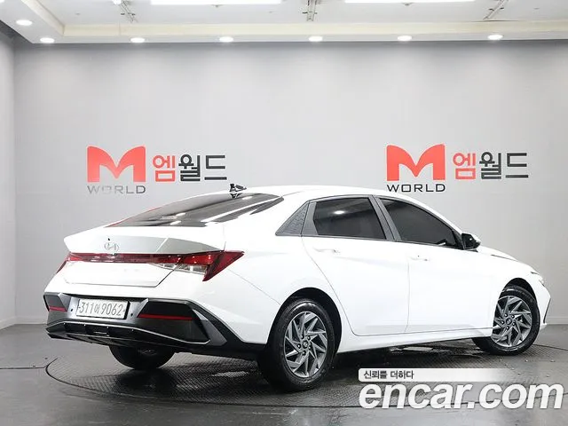 Hyundai AVANTE Новый Avante (CN7) — Фото автомобиля 4