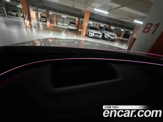 Mercedes-Benz E-Class — Фото автомобиля 10