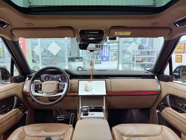 Land Rover Range Rover — Фото автомобиля 10