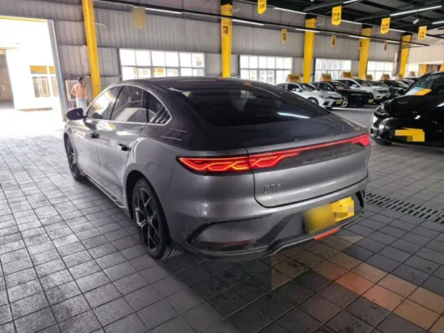 BYD Han — Фото автомобиля 4