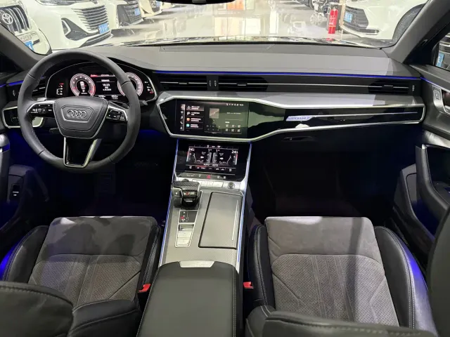 Audi A6L — Фото автомобиля 13