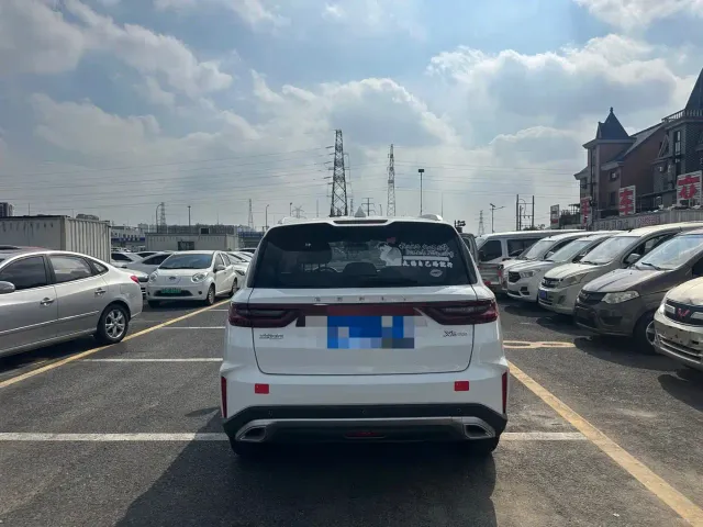 Geely Vision X6 — Фото автомобиля 5