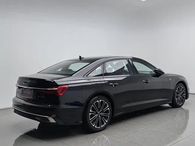 Audi A6L — Фото автомобиля 2