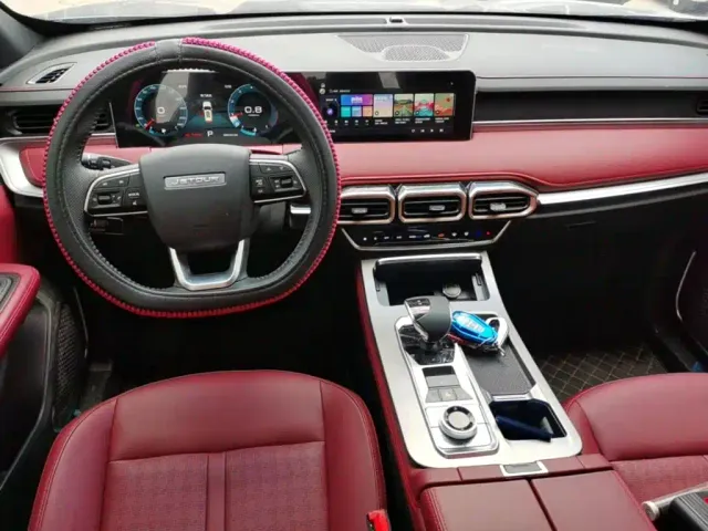 Jetour X70 Plus — Фото автомобиля 9