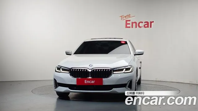 BMW 5 Series G30 — Фото автомобиля 3