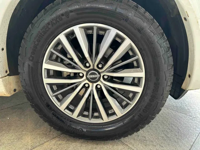 Nissan Patrol — Фото автомобиля 8