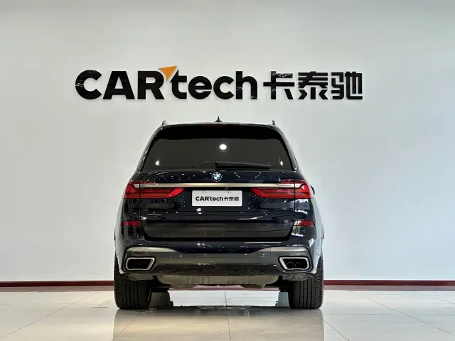 BMW X7 — Фото автомобиля 25