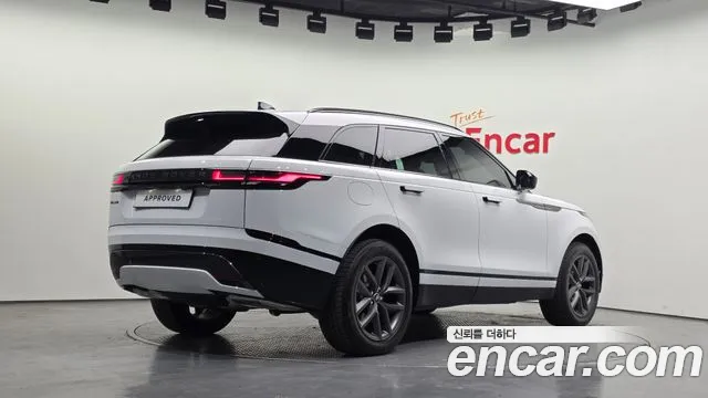 Land Rover Range Rover Velar — Фото автомобиля 2