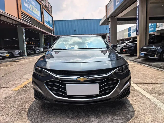 Chevrolet Malibu XL — Фото автомобиля 2