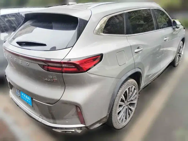 Exeed TXL — Фото автомобиля 2