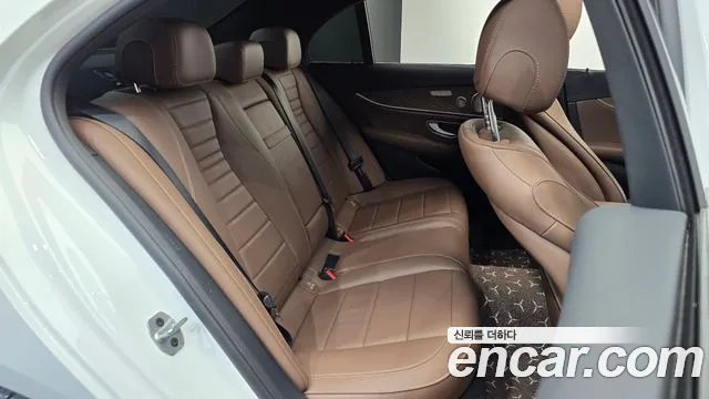Mercedes-Benz E-Class W213 — Фото автомобиля 17
