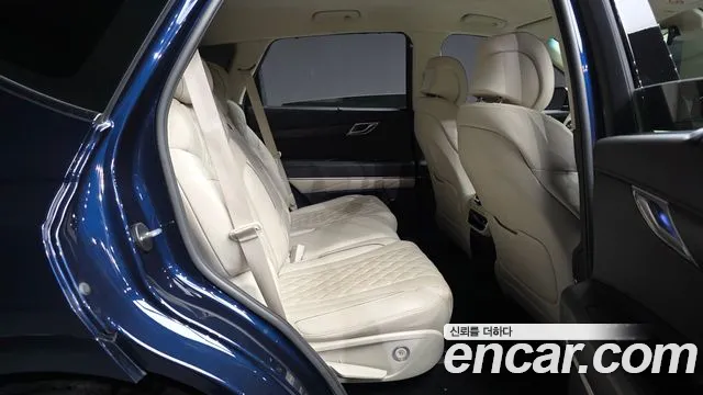 Genesis GV80 — Фото автомобиля 12