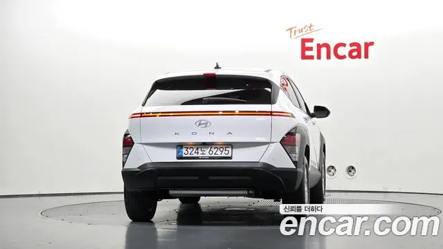 Hyundai Kona — Фото автомобиля 4