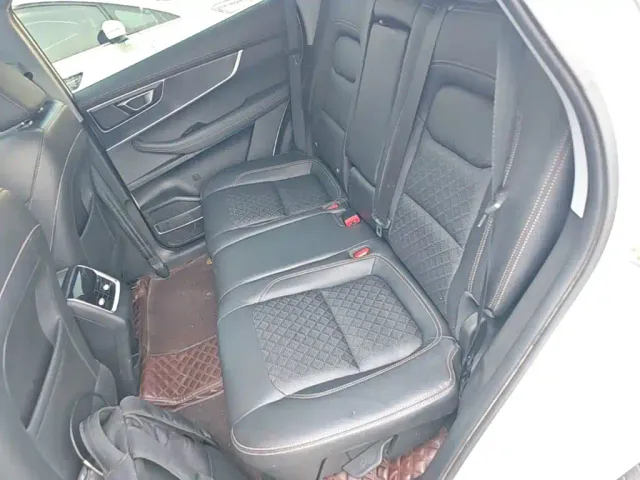 Chery Tiggo 8 — Фото автомобиля 16