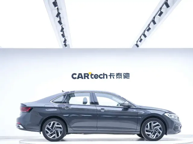 Volkswagen Sagitar — Фото автомобиля 5