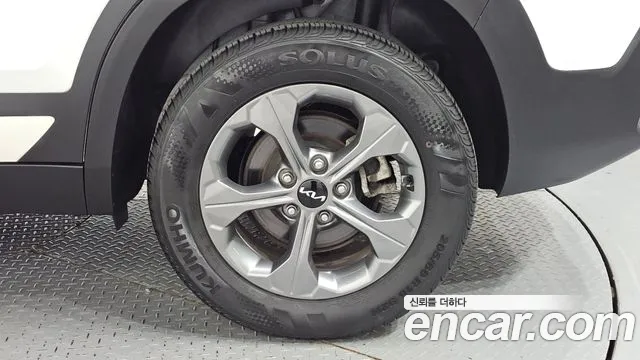 Kia Seltos — Фото автомобиля 6