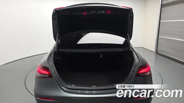 Mercedes-Benz E-Class E-класс W213 — Фото автомобиля 20
