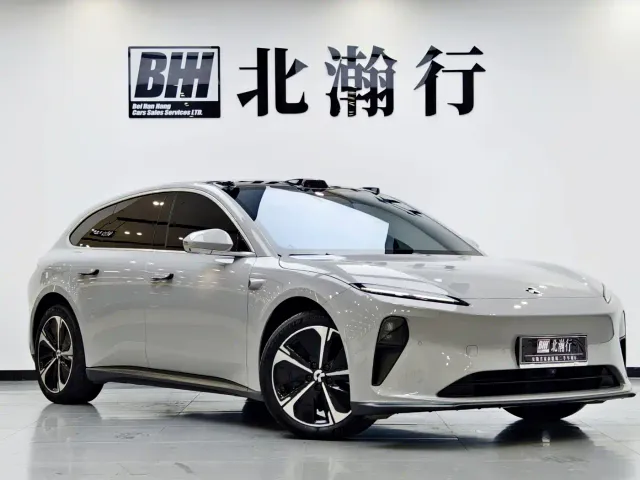 Nio ET5 Touring — Фото автомобиля 3