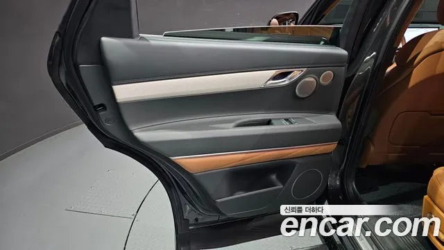 Genesis GV80 — Фото автомобиля 25