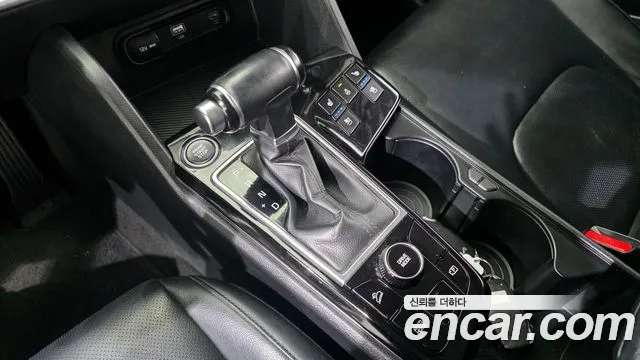 Kia Sportage Sportage 5-е поколение Дизель 2.0 2WD — Фото автомобиля 9