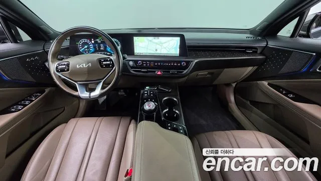 Kia K8 Hybrid — Фото автомобиля 10