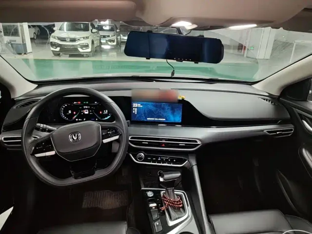 Changan Eado — Фото автомобиля 9