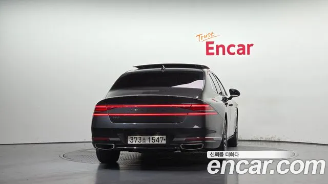 Genesis G90 Бензин 3.5 турбо AWD — Фото автомобиля 3