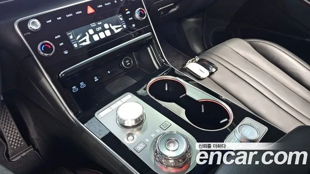 Genesis GV80 3.5T Бензин 2WD — Фото автомобиля 9