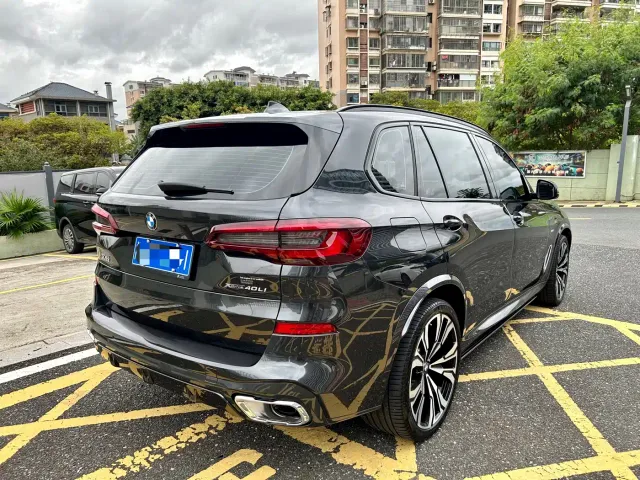 BMW X5 — Фото автомобиля 16