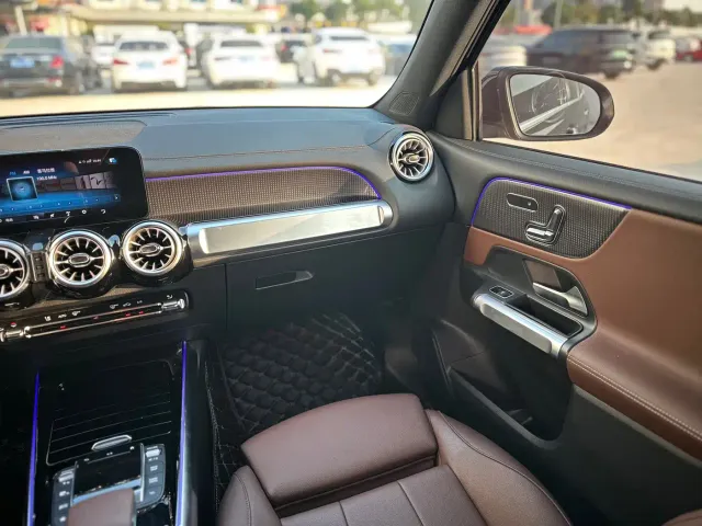 Mercedes-Benz GLB-Class — Фото автомобиля 14