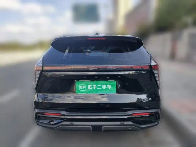 Geely Boyue L — Фото автомобиля 5