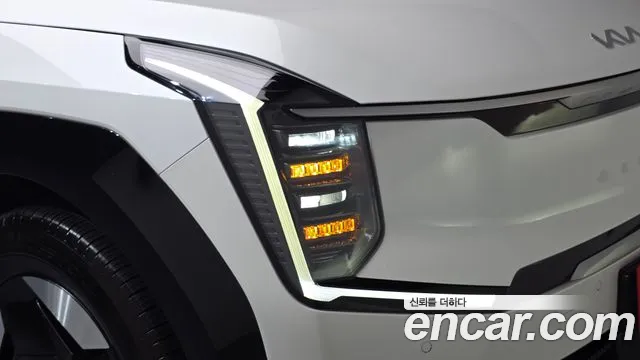 Kia EV9 — Фото автомобиля 7