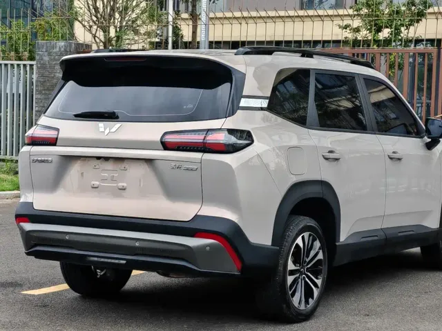 Wuling Starlight 560 — Фото автомобиля 7