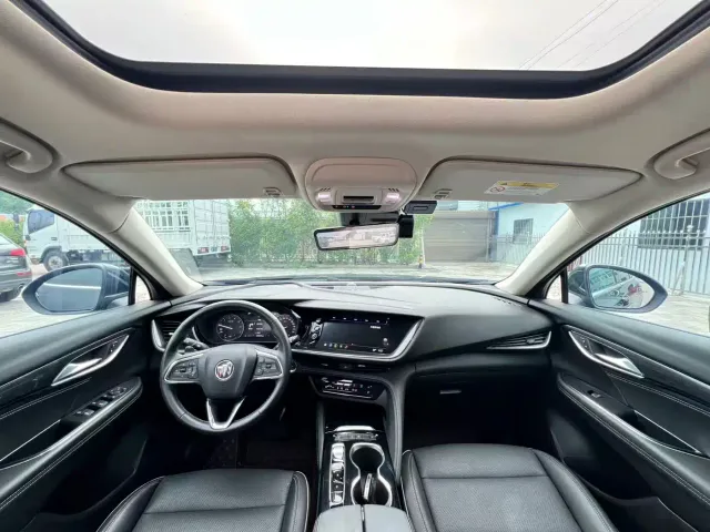 Buick Envision Plus — Фото автомобиля 6