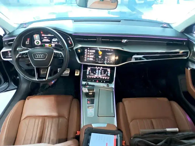 Audi A6L — Фото автомобиля 9