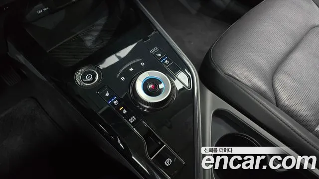 Kia Niro Niro (New) — Фото автомобиля 11