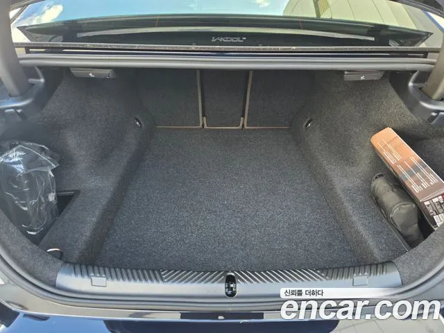 BMW 5 Series G60 — Фото автомобиля 13
