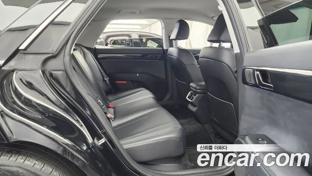 Hyundai Grandeur Grandeur (GN7) 3.5 Бензин 2WD — Фото автомобиля 12